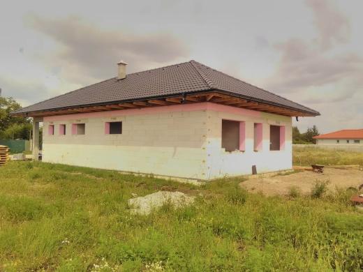 Strecha Štvrtok na Ostrove - foto 4